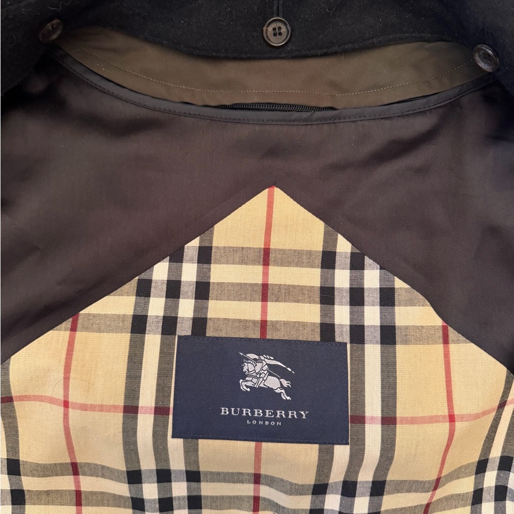 Burberry Men's Classic Check Lined Jacket - Black & Olive Green